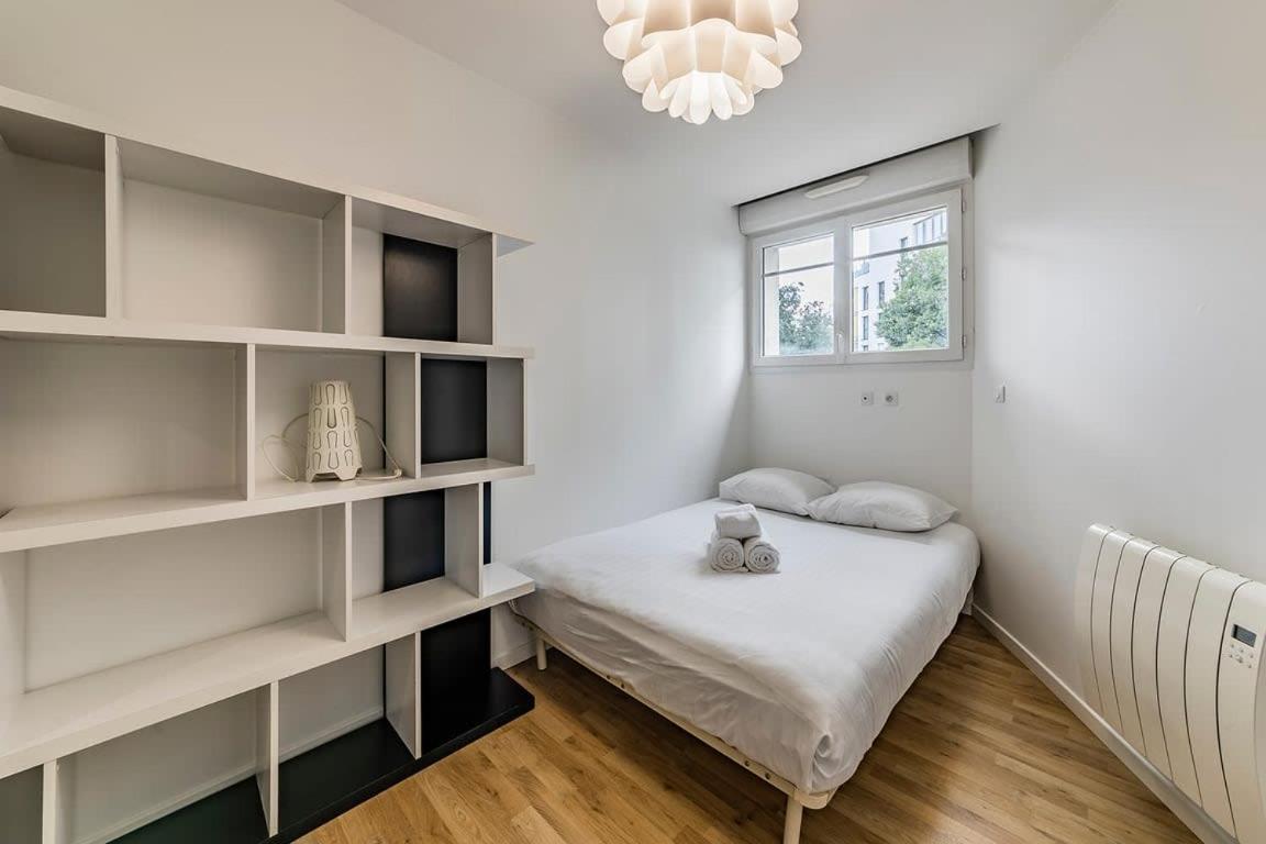 Le Balzac- 2 - Proche Place De Bretagne Apartment Rennes